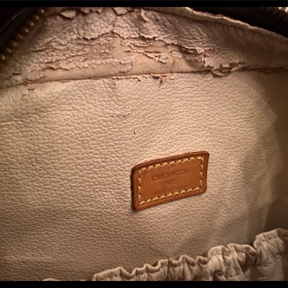 Louis Vuitton Spontini Monogram Bag - Picture 9 of 10